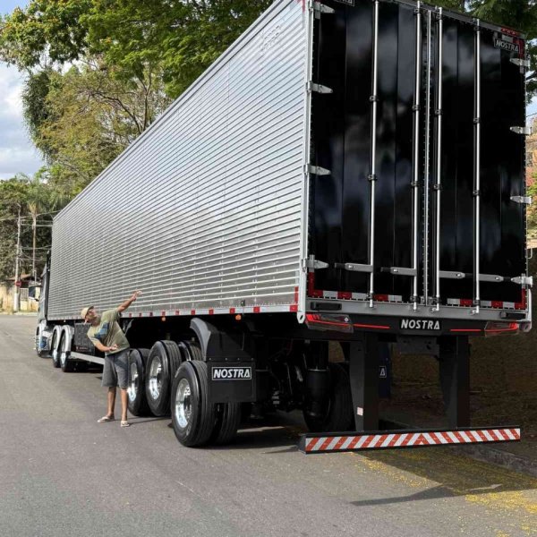  Baú zero km mais Scania STREAMLINE